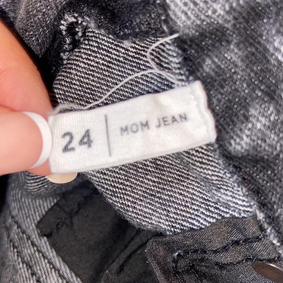 Black Pacsun Mom Jeans - Picture 4 of 4